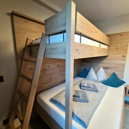 Bergroof Apartmán *
